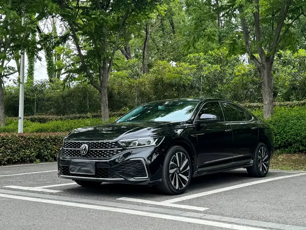 Volkswagen Passat 2022 из CN, фото 8