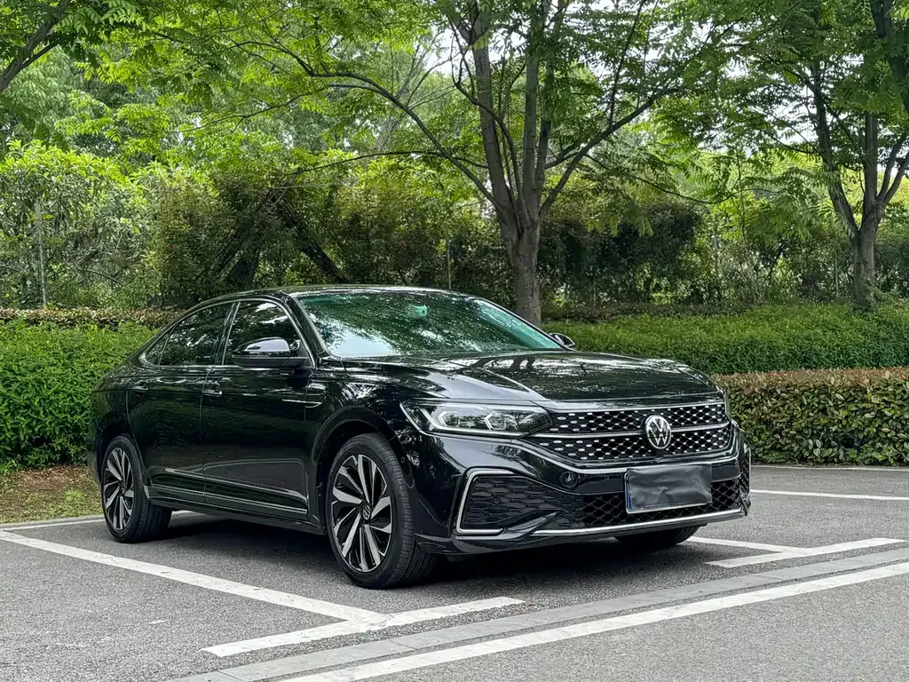 Volkswagen Passat 2022 из CN, фото 9