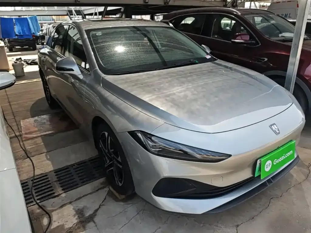 Roewe D7 — фото 4