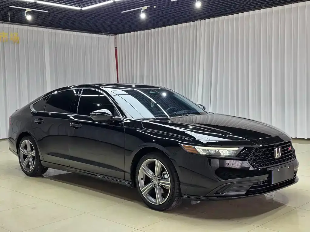 Honda Accord — фото 4