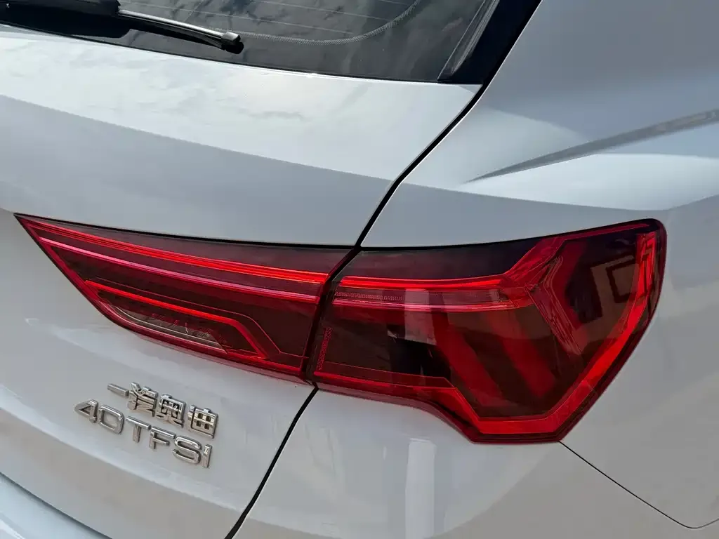 Audi Q3 — фото 2