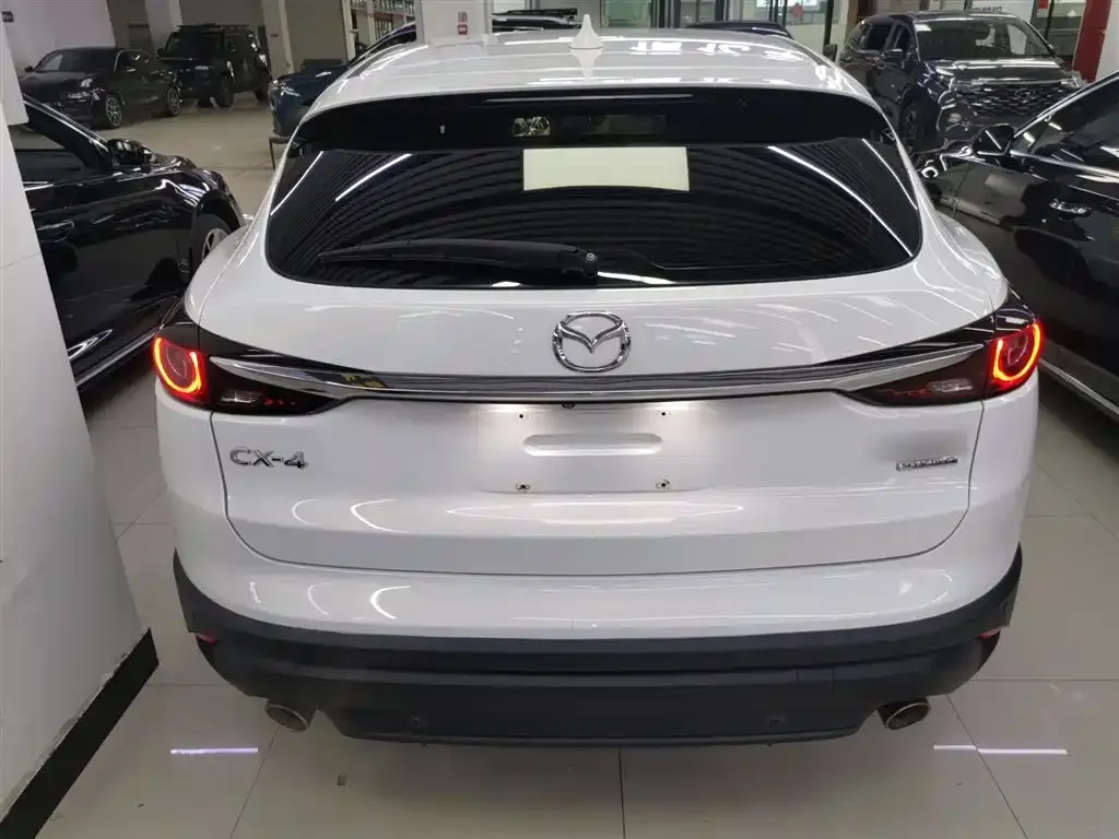 Mazda CX-4 2022 из CN, фото 8