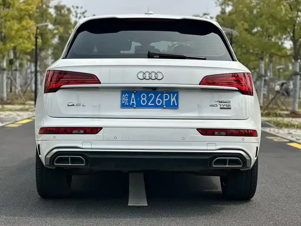 Audi Q5L — фото 2
