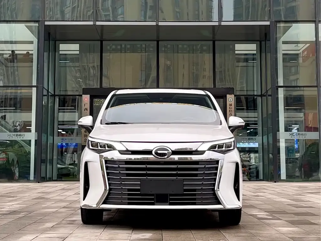 GAC Motor Trumpchi M6 — фото 10