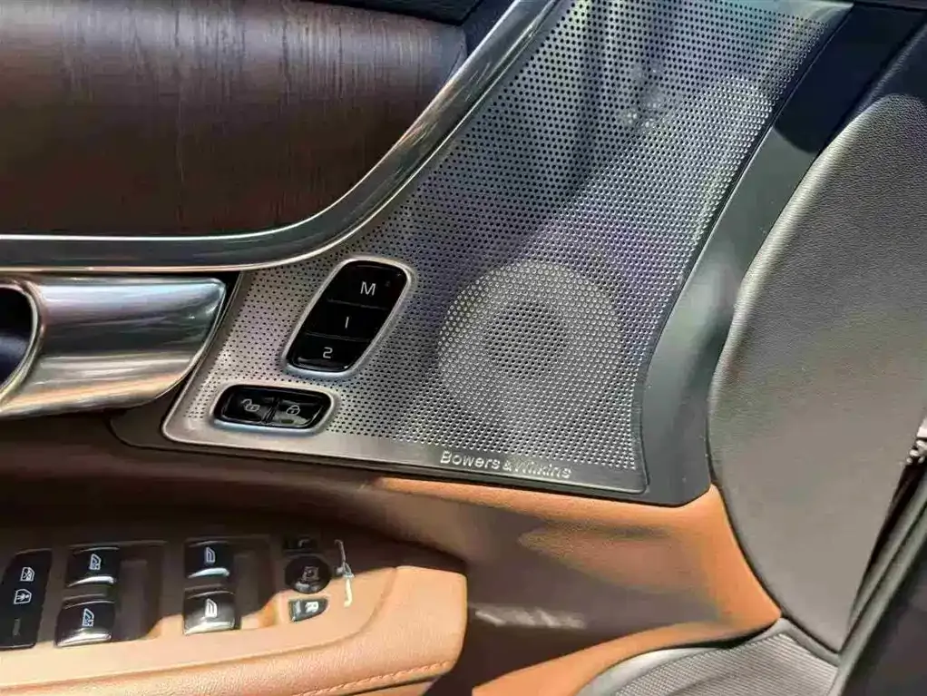 Volvo S90 PHEV 2021 из CN, фото 9