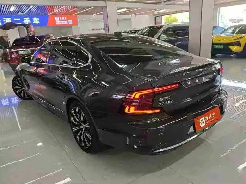Volvo S90 PHEV 2021 из CN, фото 6