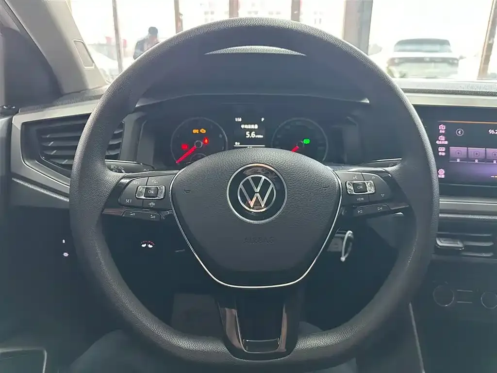 Volkswagen Polo 2022 из CN, фото 4