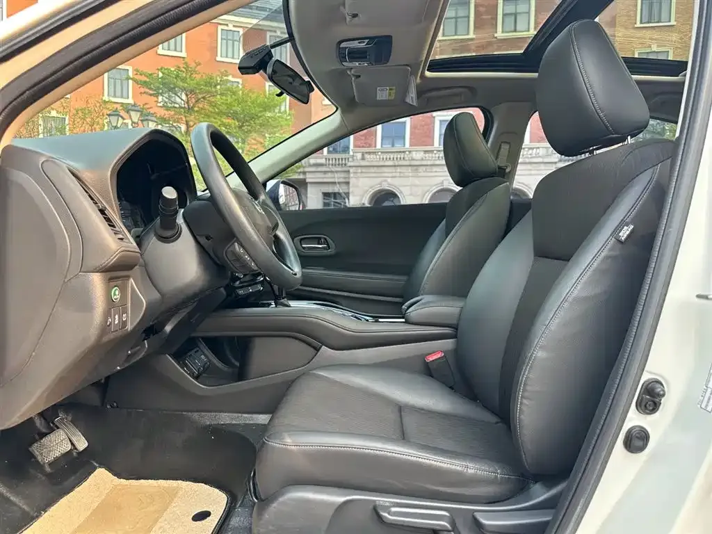 Honda Vezel 2022 из CN, фото 10