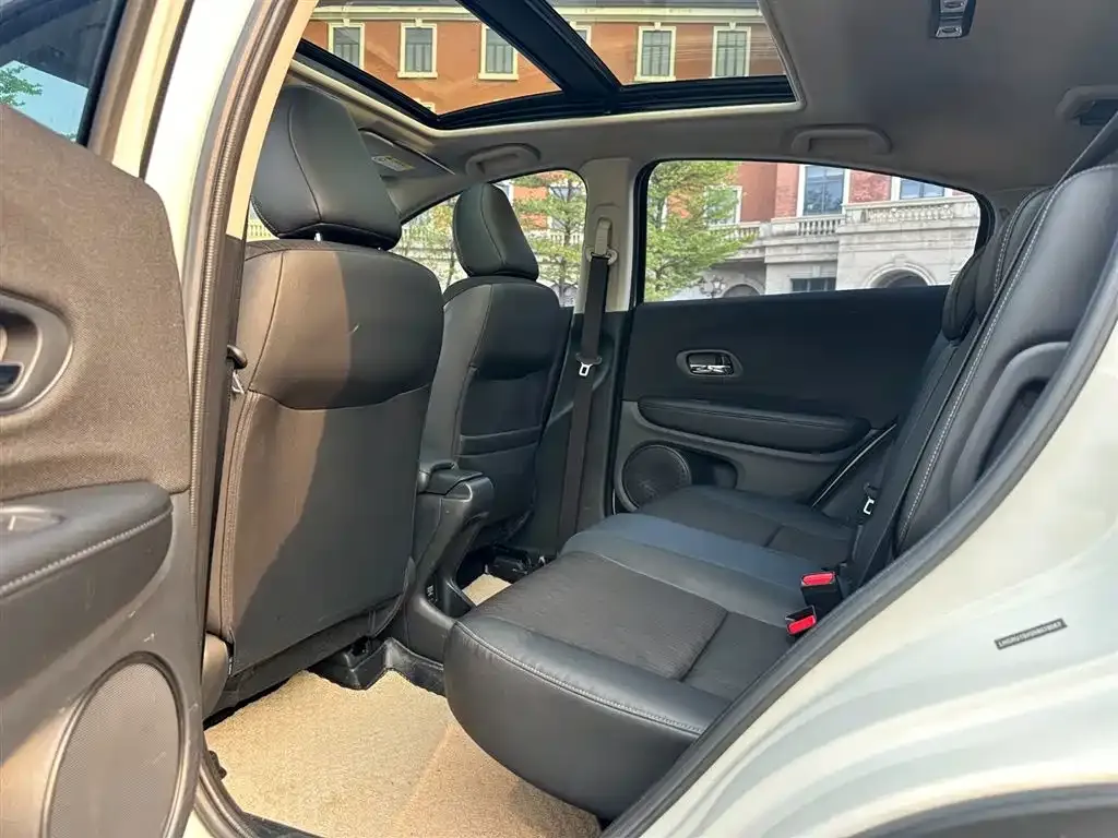 Honda Vezel 2022 из CN, фото 4