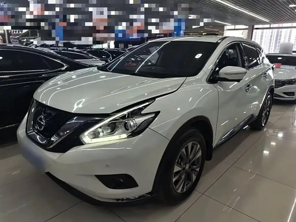 Nissan Murano — фото 1