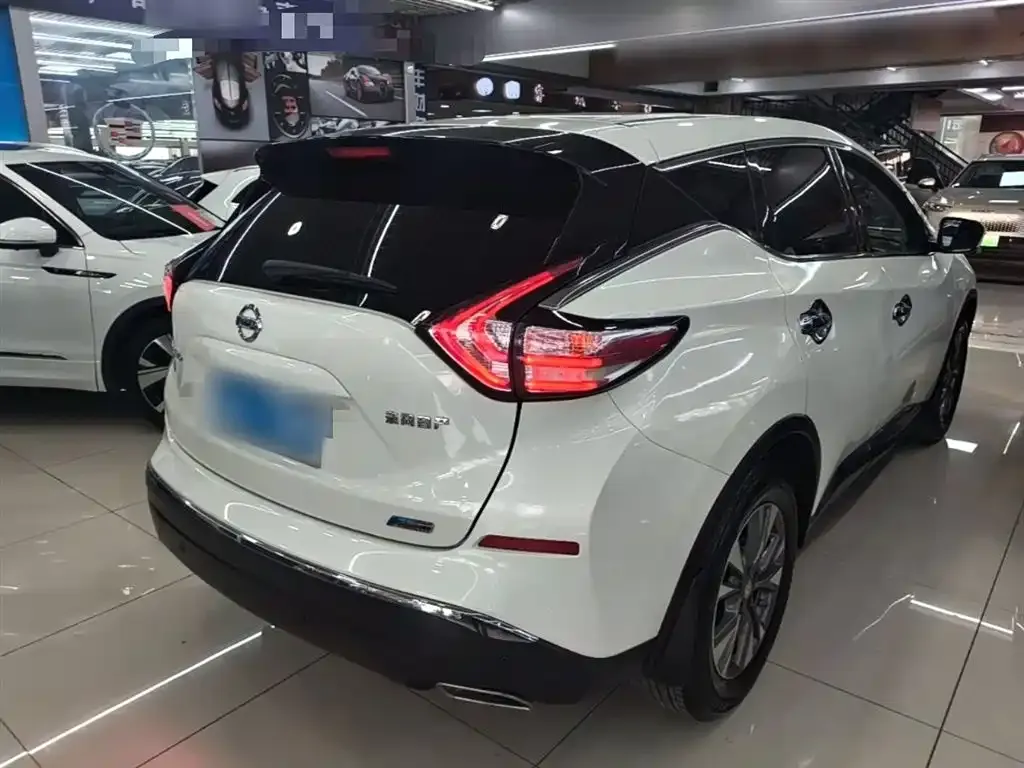 Nissan Murano — фото 2