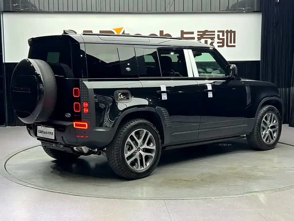 Land Rover Defender — фото 3
