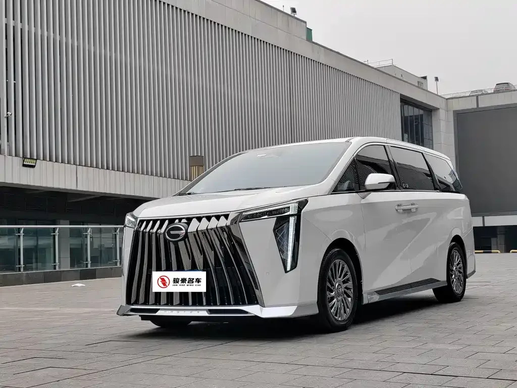 GAC Motor Trumpchi M8 — фото 1