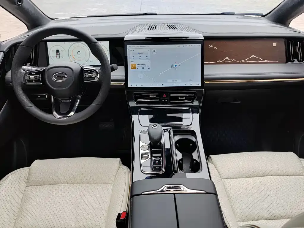 GAC Motor Trumpchi M8 — фото 9