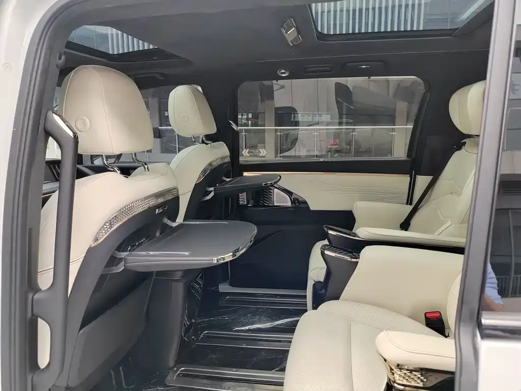 GAC Motor Trumpchi M8 — фото 8