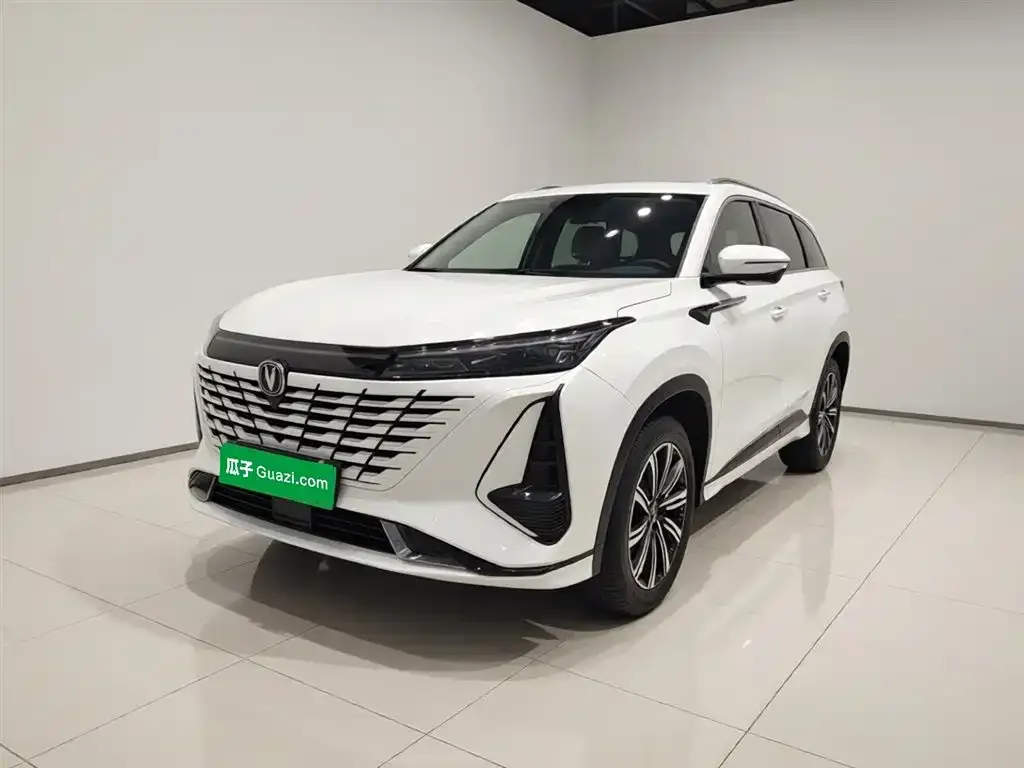 Changan CS75PLUS — фото 8