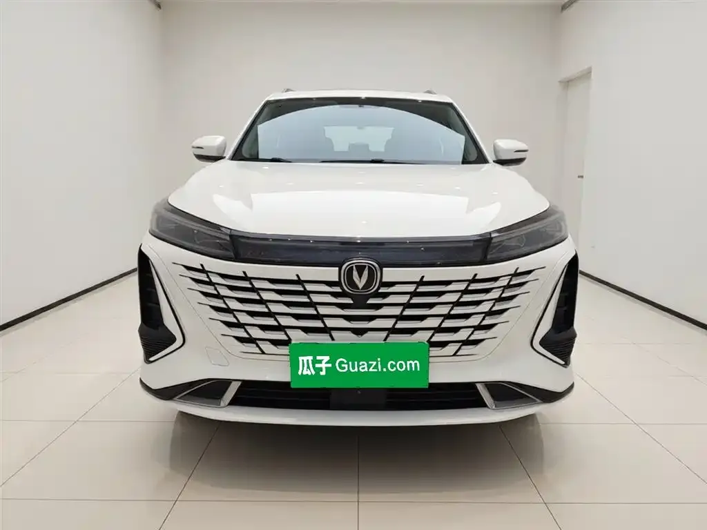Changan CS75PLUS — фото 4