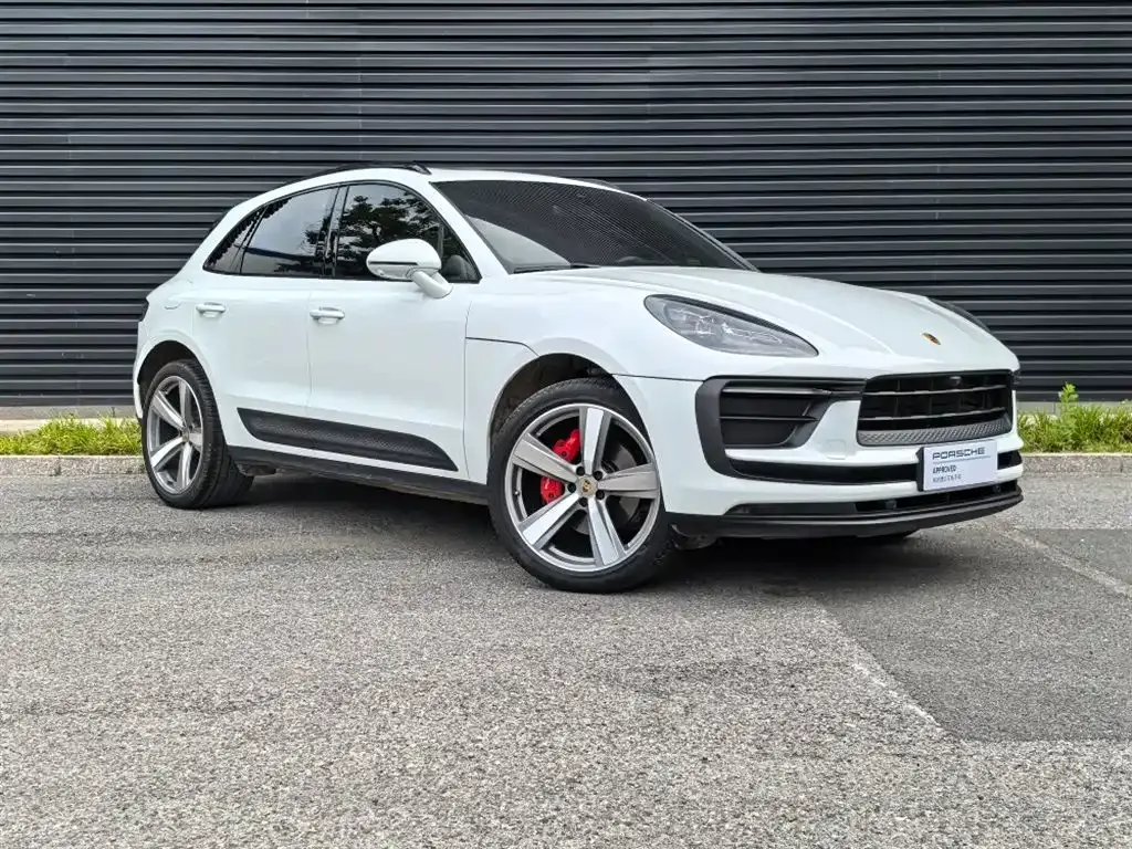Porsche Macan — фото 1