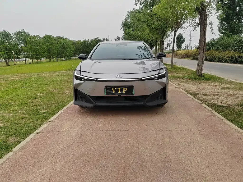 Toyota bZ3 2024 из CN, фото 9
