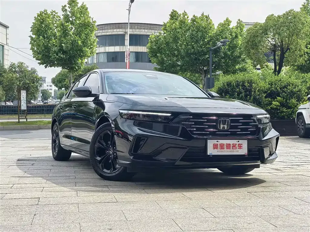 Honda Accord — фото 5