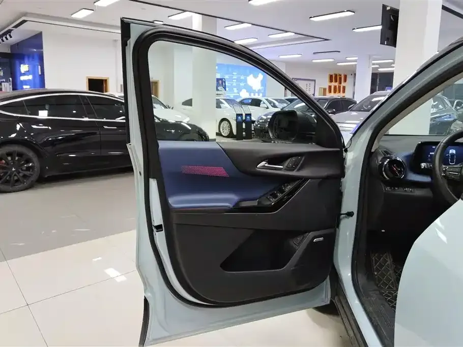Chevrolet Plus 2024 из CN, фото 3