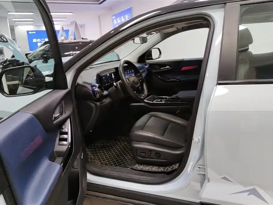 Chevrolet Plus 2024 из CN, фото 7