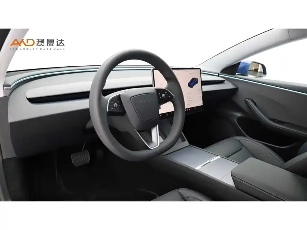 Tesla Model 3 — фото 3