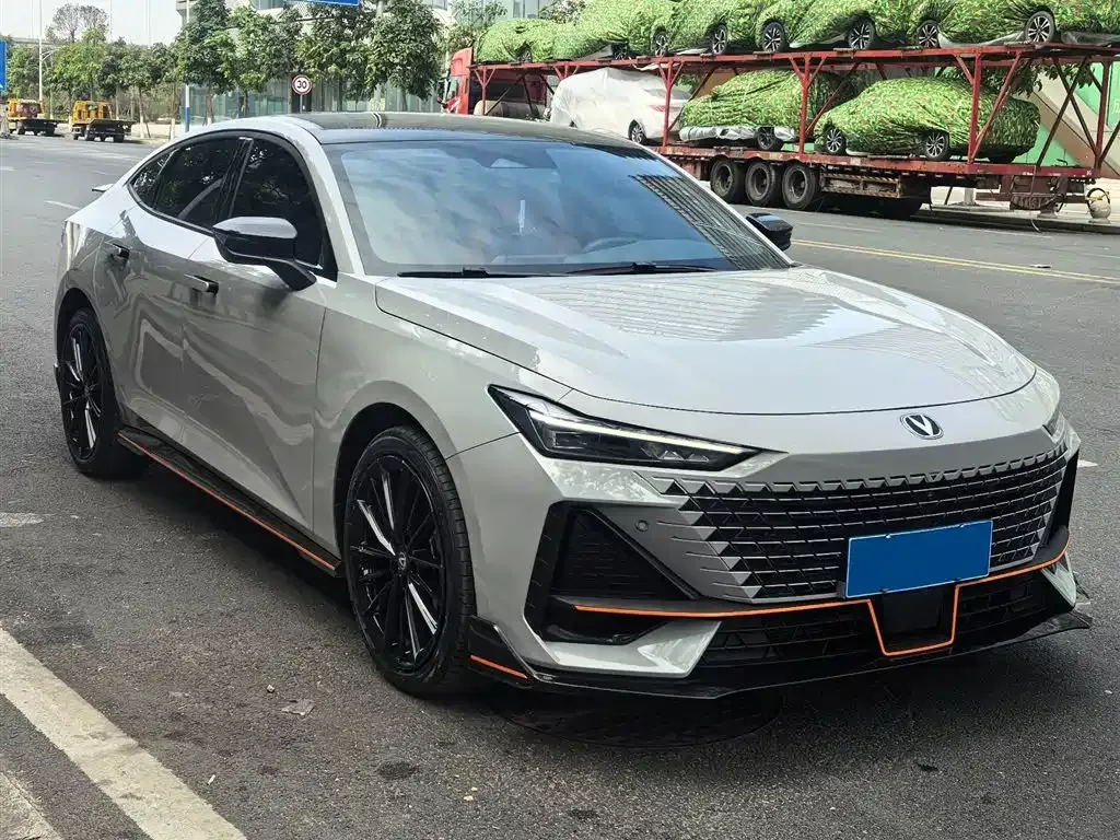 Changan UNI-V 2024 из CN, фото 8