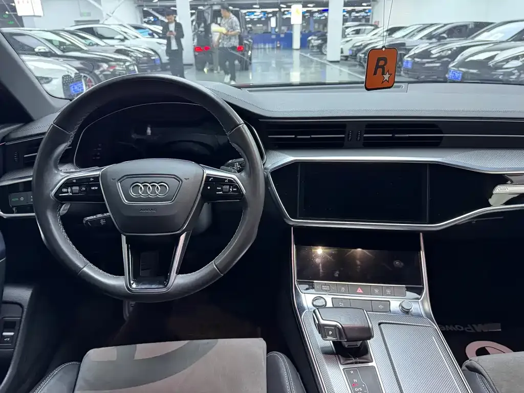 Audi A6L 2021 из CN, фото 9