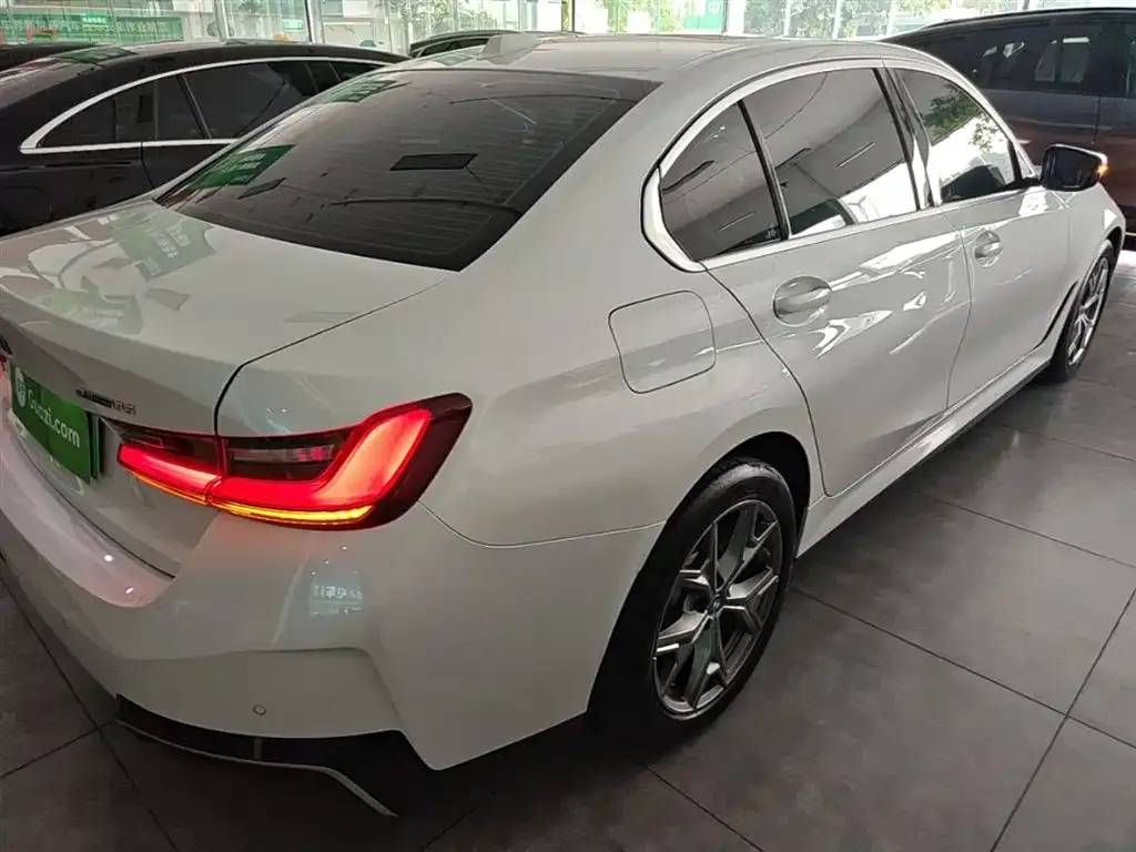 BMW i3 2024 из CN, фото 3