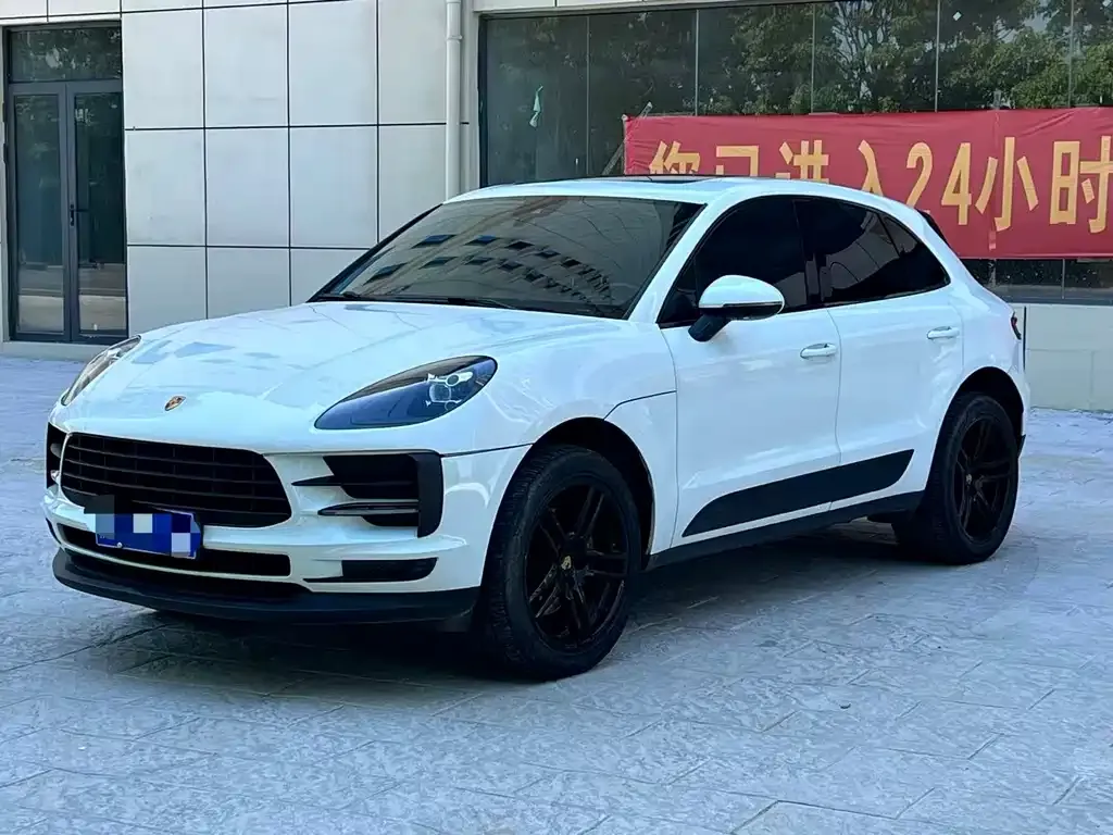 Porsche Macan — фото 1