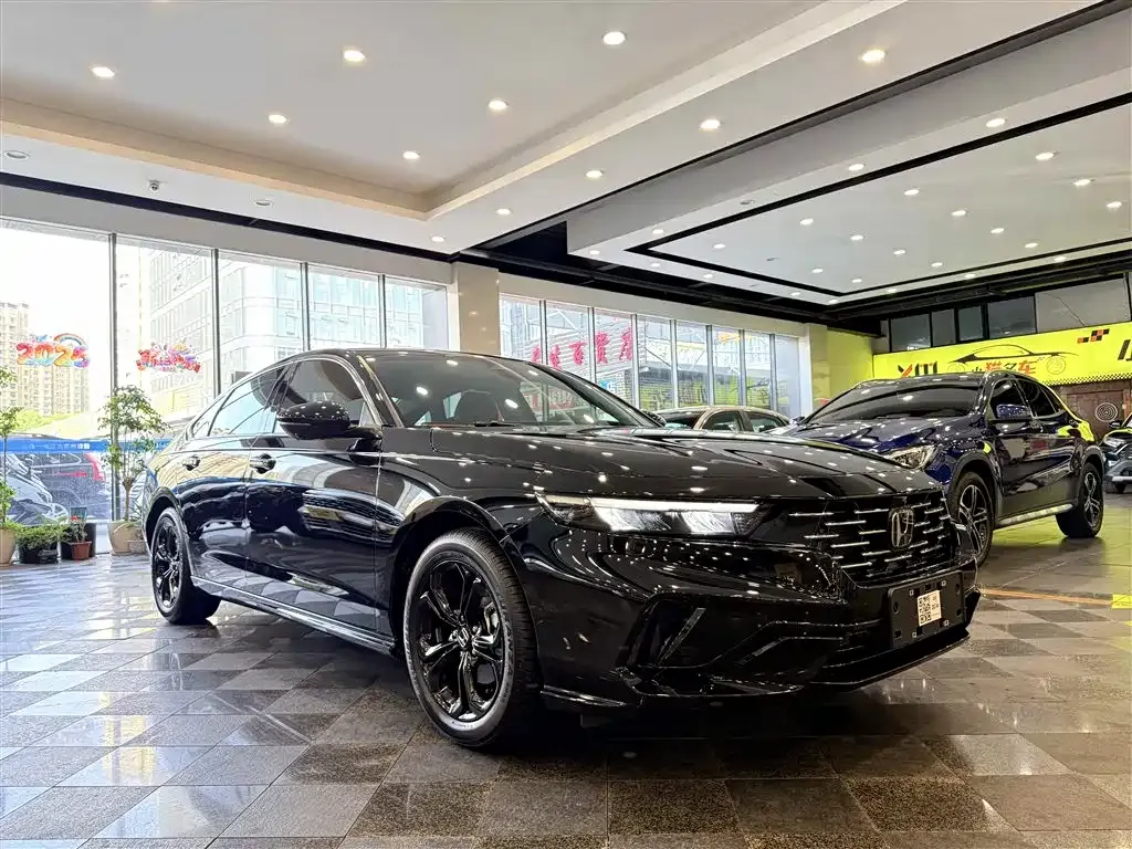 Honda Accord — фото 10