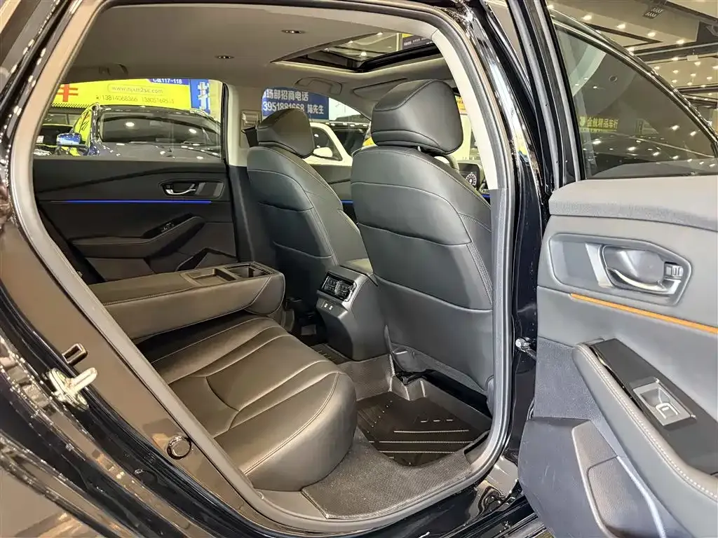 Honda Accord — фото 5