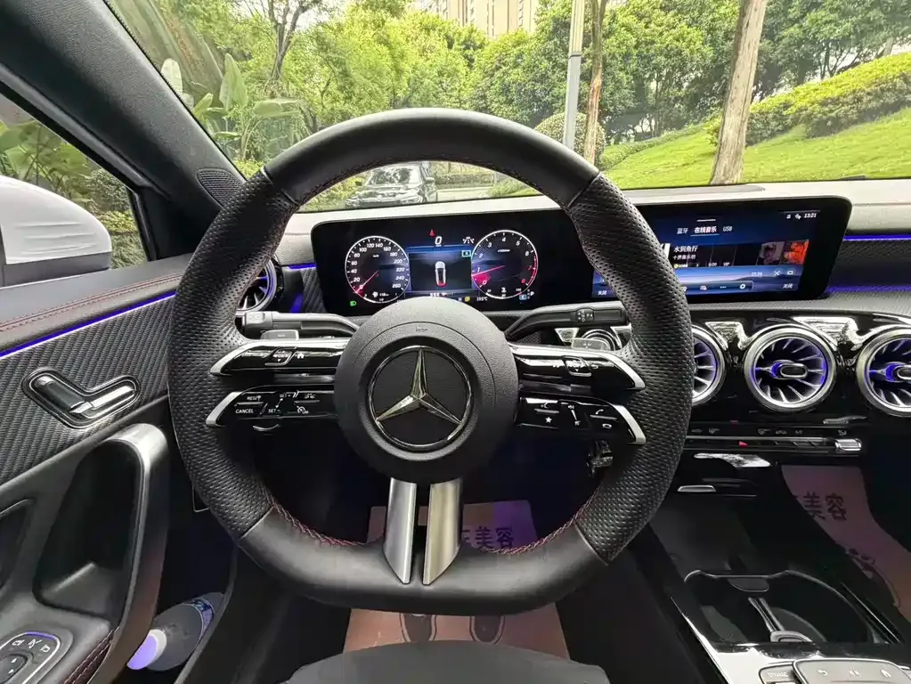 Mercedes-Benz A-Class — фото 10