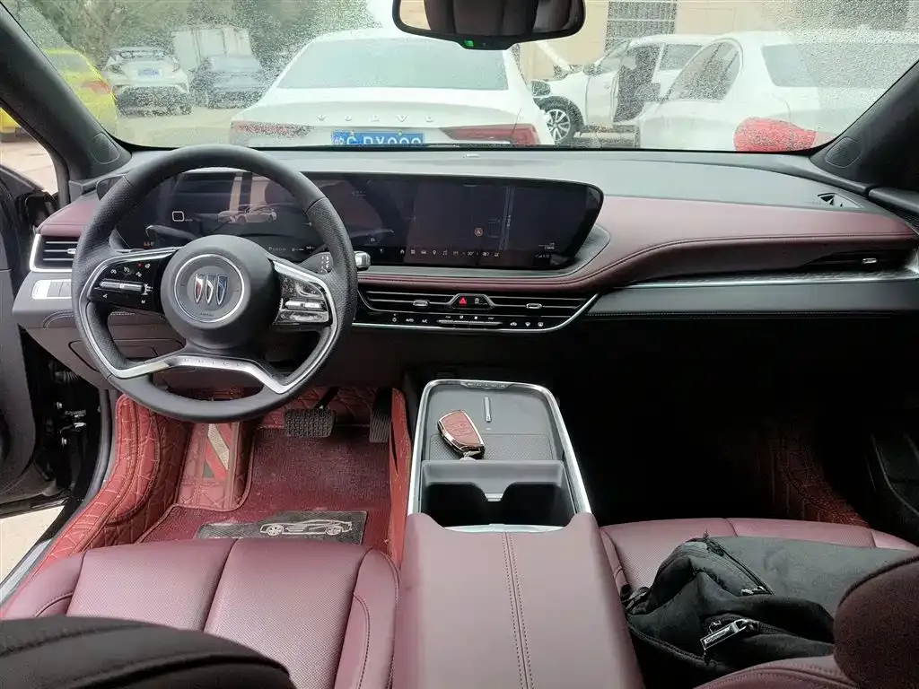 Buick LaCrosse 2025 из CN, фото 3