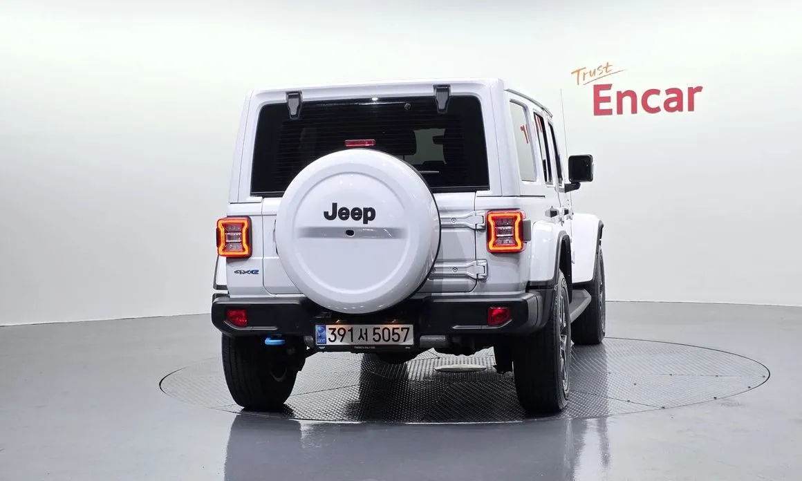 Jeep Wrangler 2022 из KR, фото 9