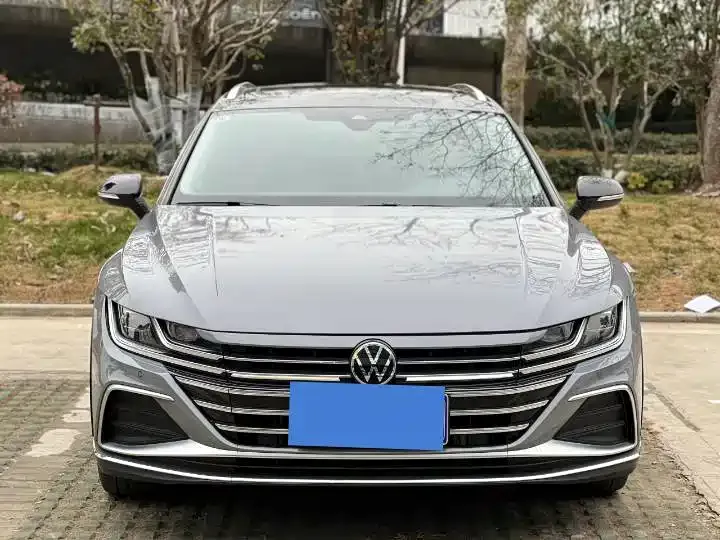 Volkswagen CC — фото 1