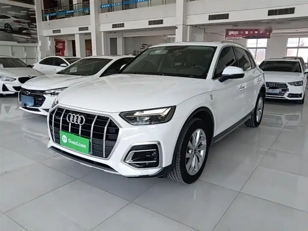 Audi Q5L 2023 из CN, фото 1