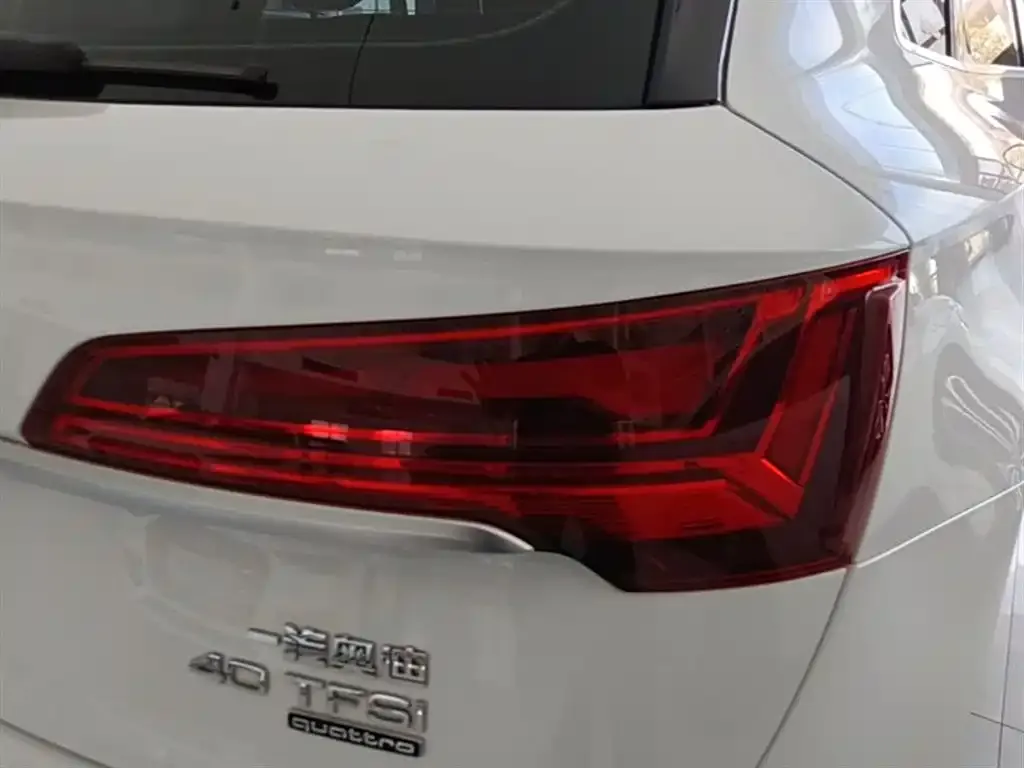 Audi Q5L 2023 из CN, фото 2