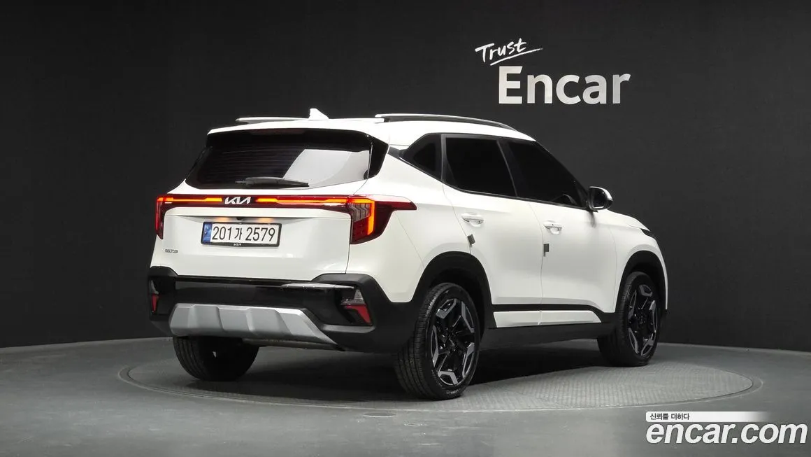 Kia Seltos 2023 из KR, фото 4