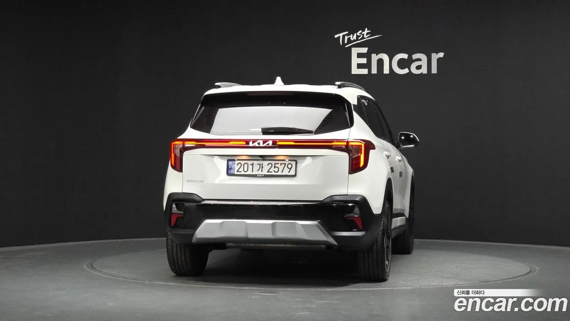 Kia Seltos 2023 из KR, фото 2