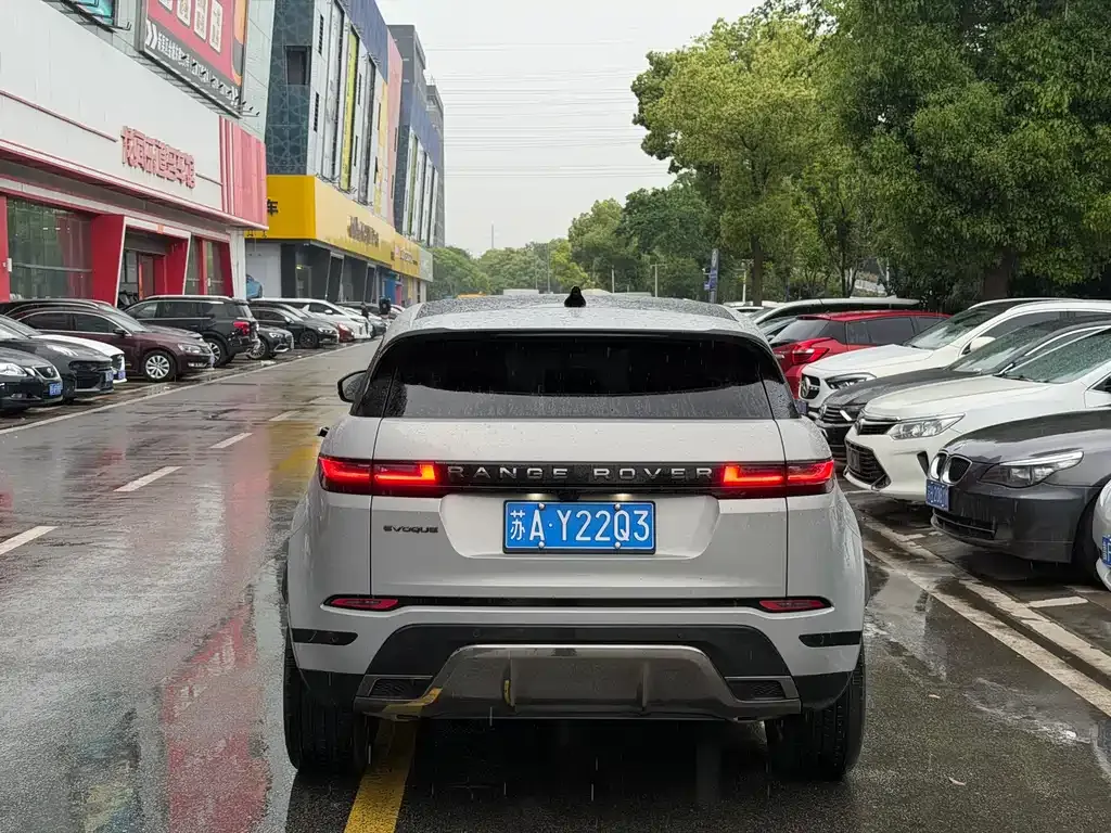 Land Rover Evoque — фото 6