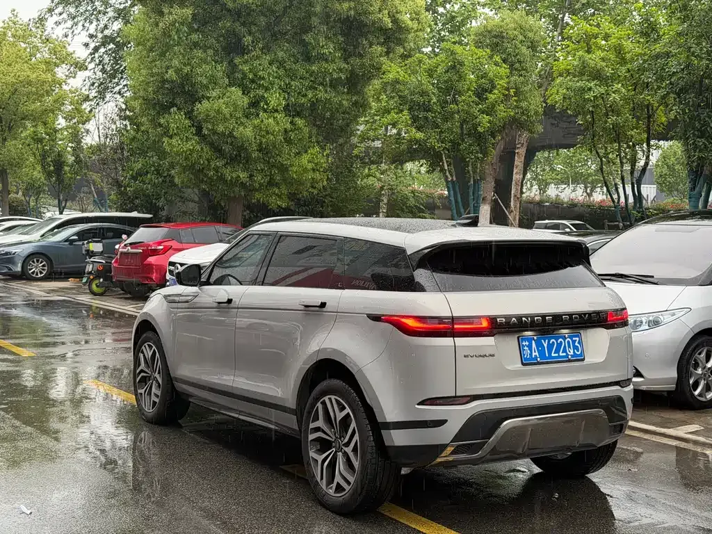 Land Rover Evoque — фото 8