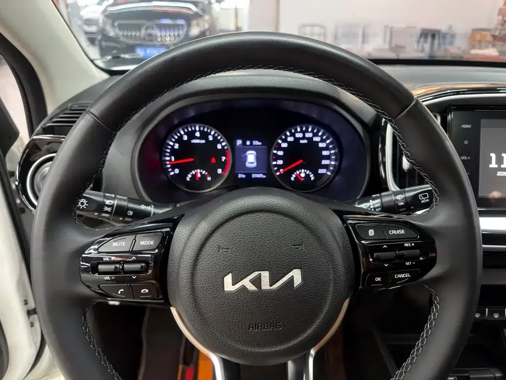 Kia KX1 — фото 3