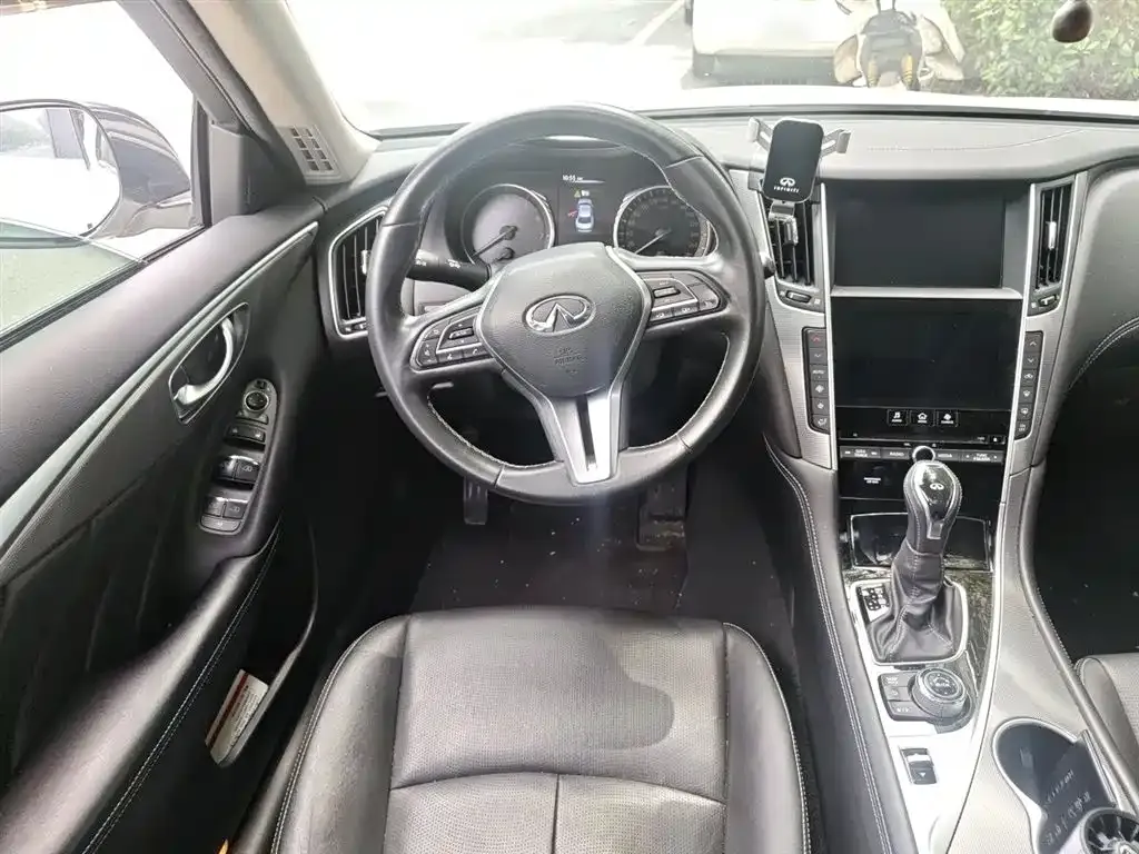 Infiniti Q50L 2021 из CN, фото 7