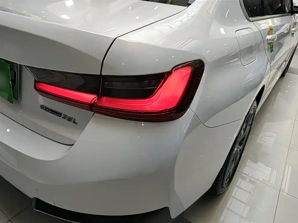 BMW i3 — фото 2
