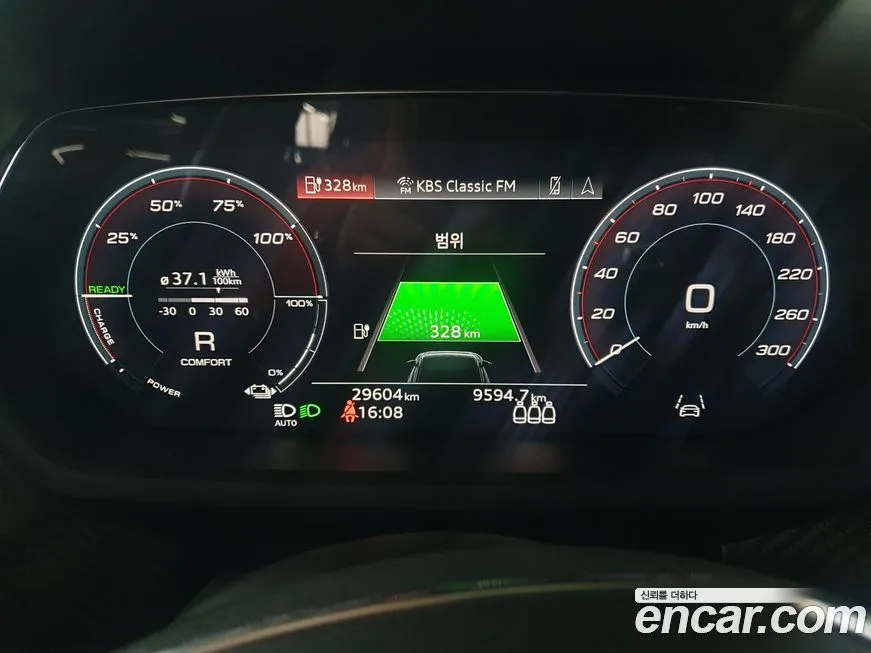 Audi RS e-tron GT 2022 из KR, фото 2