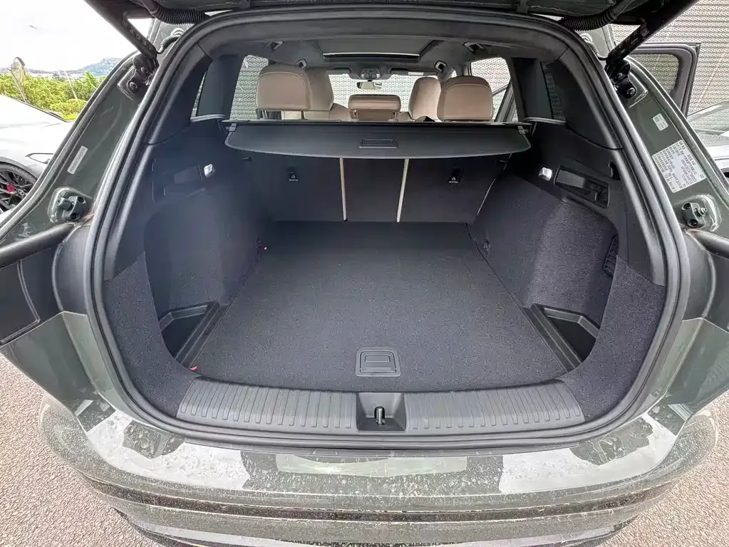 Audi Q6L e-tron 2025 из CN, фото 3