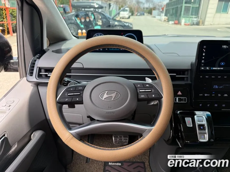 Hyundai Staria — фото 2