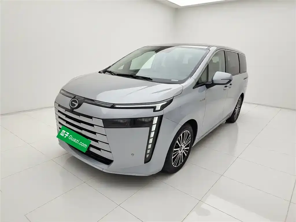 GAC Motor E8 Hybrid — фото 1